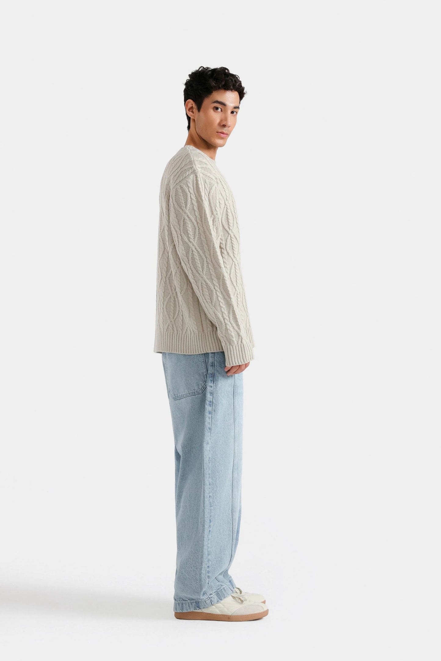 CABLE KNITTED SWEATER