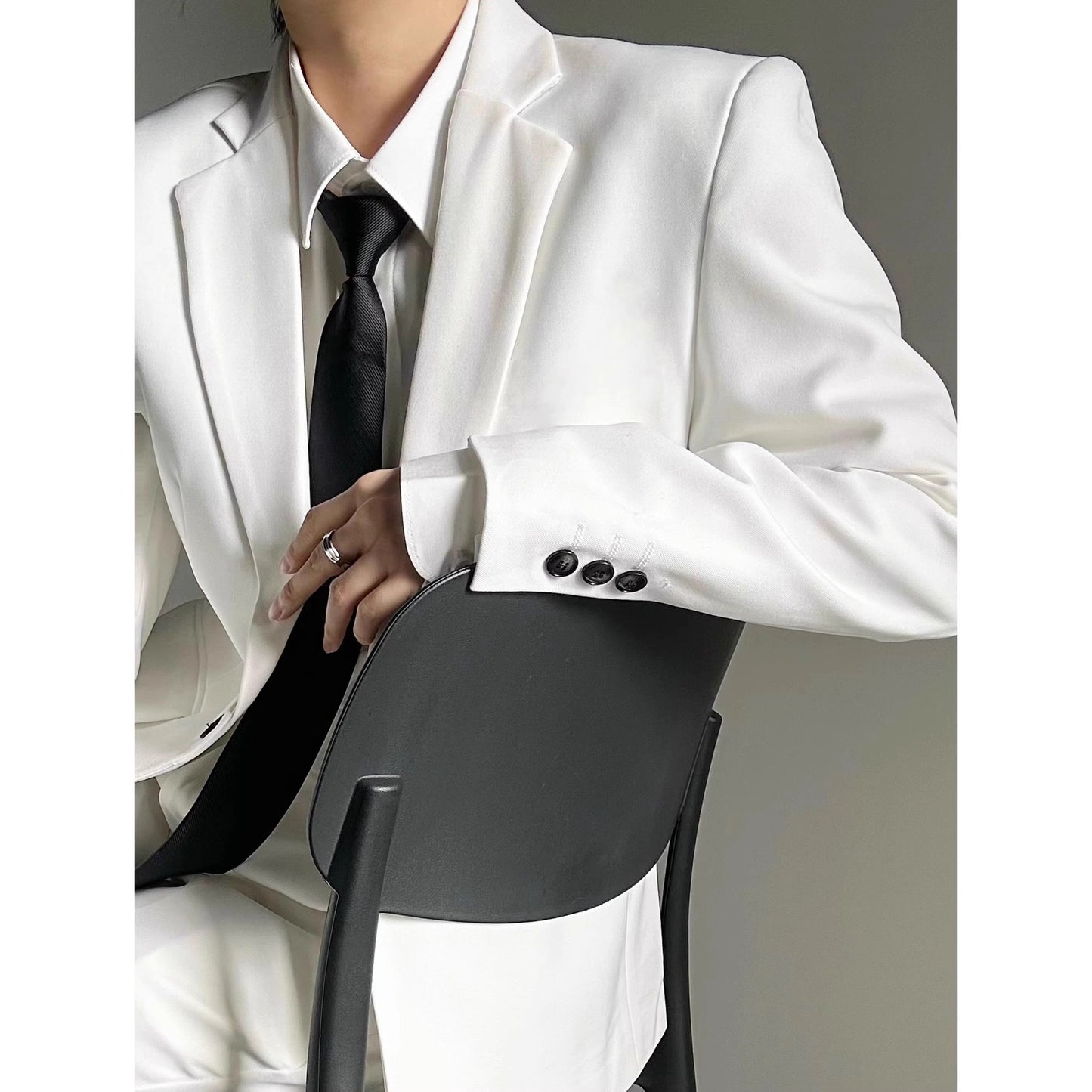 Casual Minimalist Mens And Womens Blazer